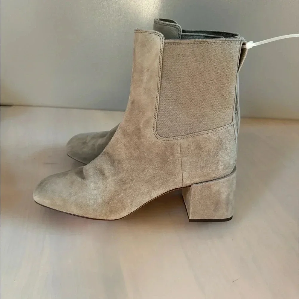 Vince Kimmy Block Heel Suede Leather Ankle Boots Hazelstone Gray Size 10 $395.00